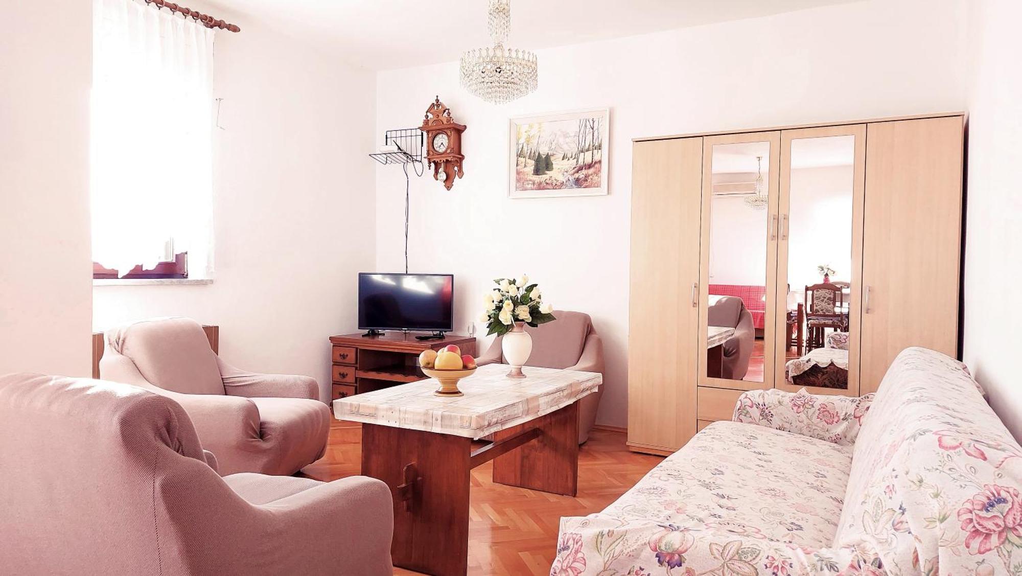 Holiday House With Seaview Сень Екстер'єр фото