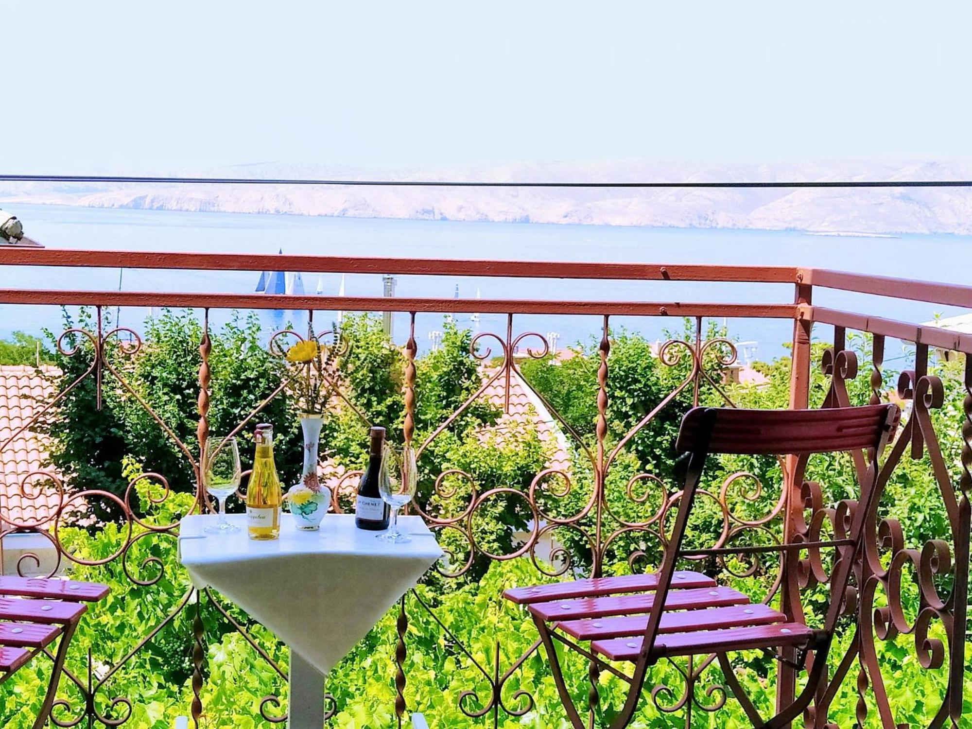 Holiday House With Seaview Сень Екстер'єр фото