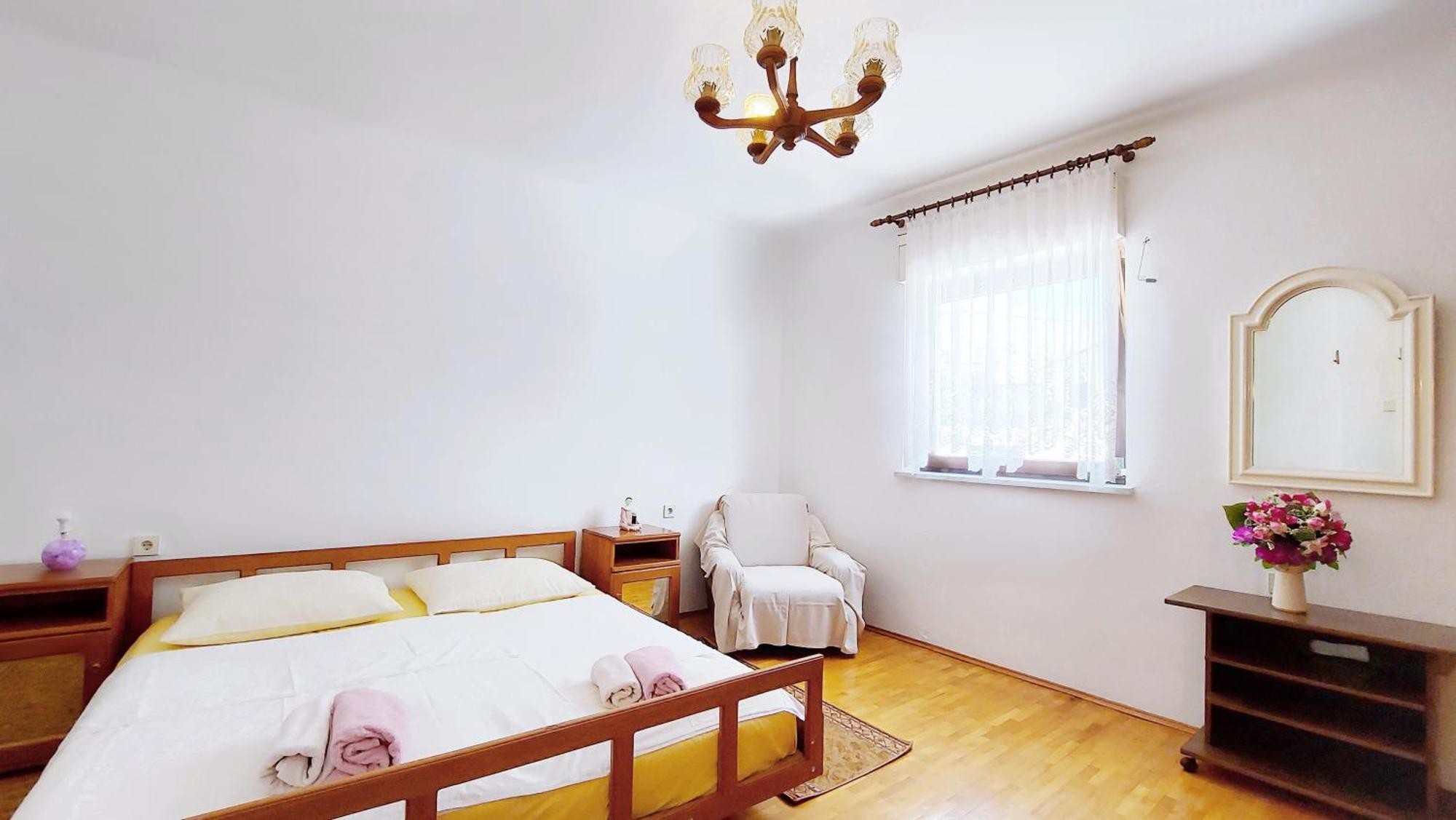 Holiday House With Seaview Сень Екстер'єр фото